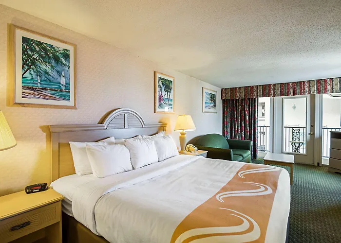 Inn Quality Oceanfront 4*