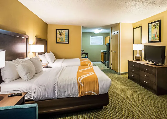 Quality Oceanfront Inn 4*