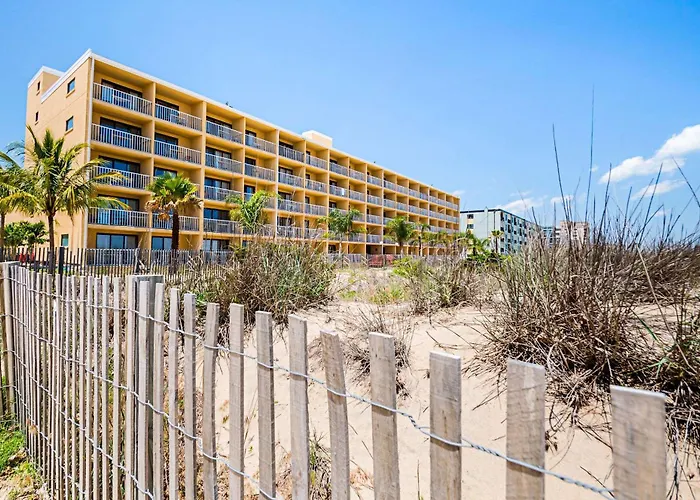 Inn Quality Oceanfront 4*