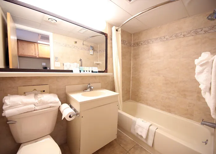 Inn Quality Oceanfront 4*