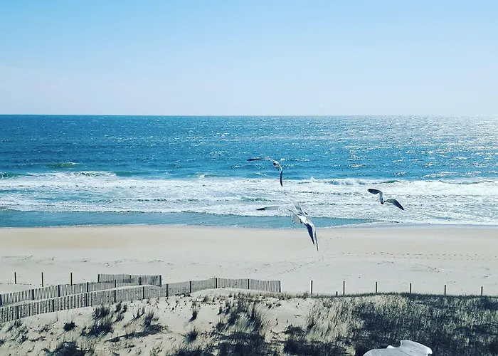 Quality Oceanfront Inn 4*
