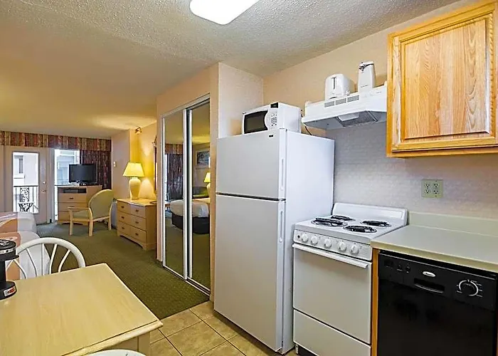 Inn Quality Oceanfront 4*