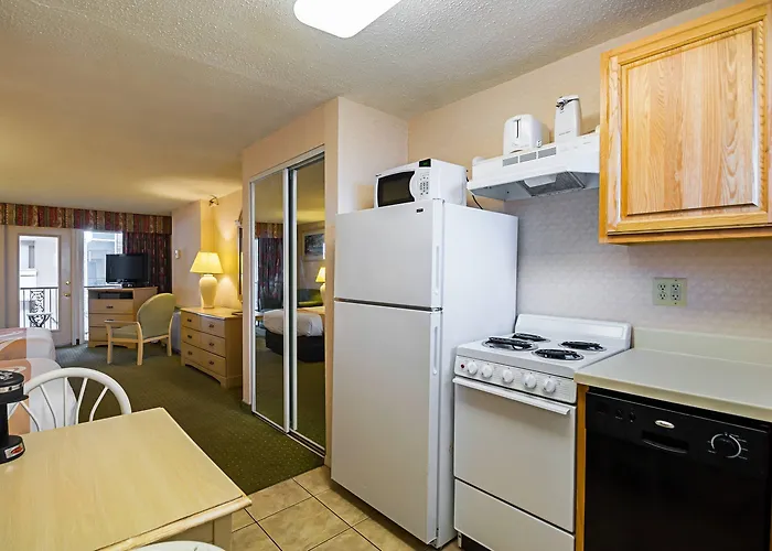 Inn Quality Oceanfront 4*
