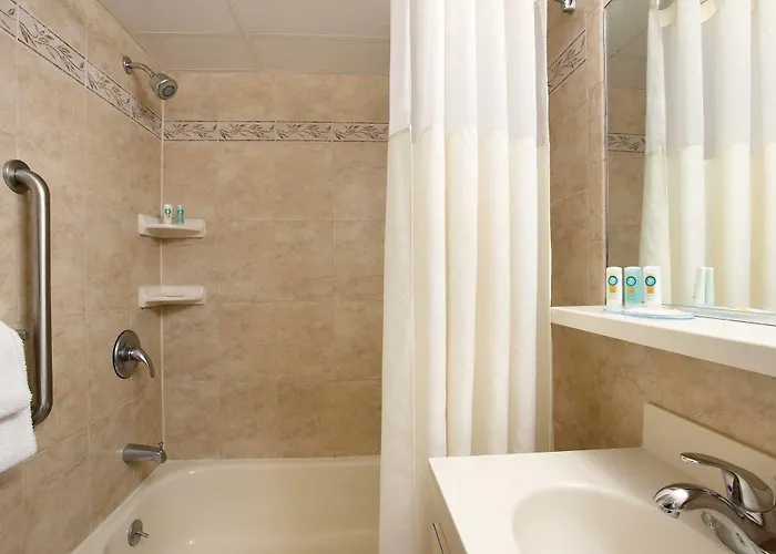 Quality Oceanfront Inn Ocean City