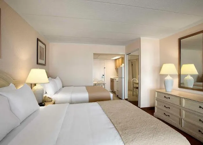 Quality Oceanfront Inn 4*